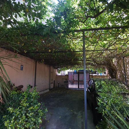 Villa Rosa Etna Apartments Дзаферана Етнеа Екстериор снимка
