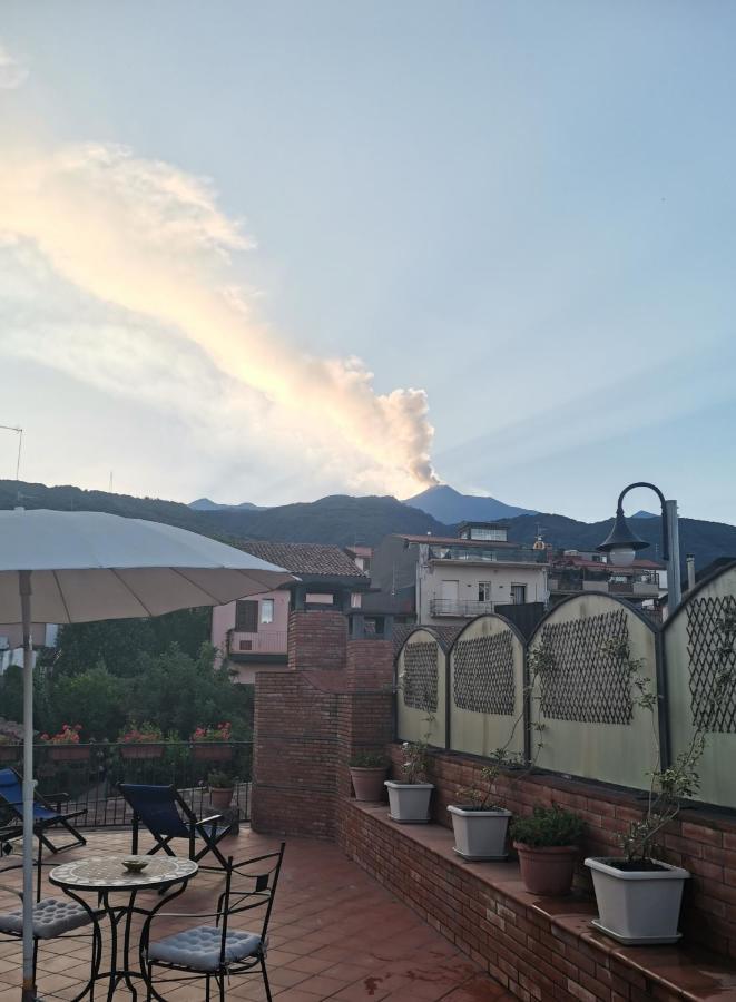 Villa Rosa Etna Apartments Дзаферана Етнеа Екстериор снимка