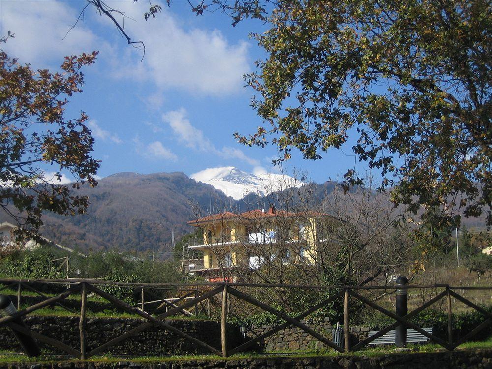 Villa Rosa Etna Apartments Дзаферана Етнеа Екстериор снимка